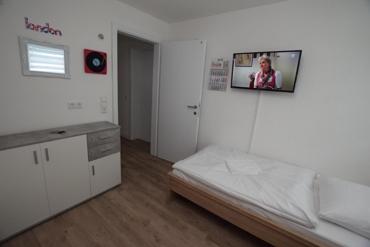 Ab Moehringen Messe Zimmer Штутгарт Экстерьер фото